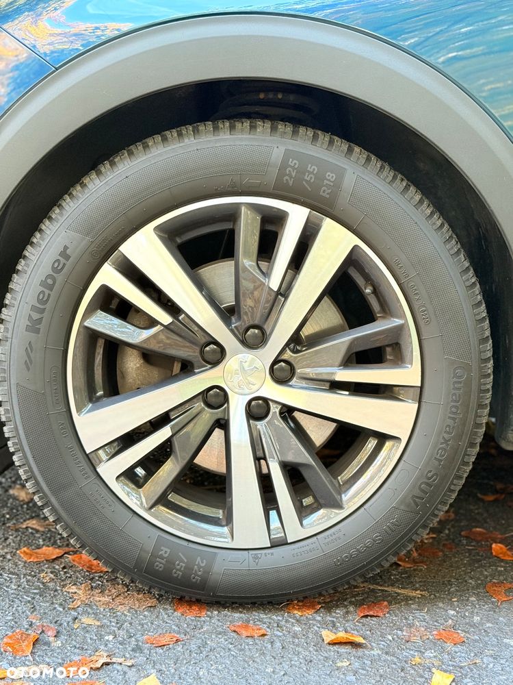 Peugeot 3008 1.6 PureTech Hybrid PHEV Allure Pack S&S EAT8 - 9