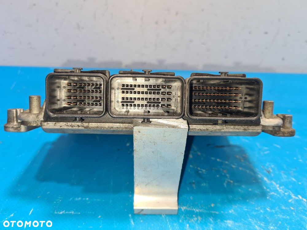 RENAULT 1.9 DCI STEROWNIK SILNIKA 0281001934 - 2