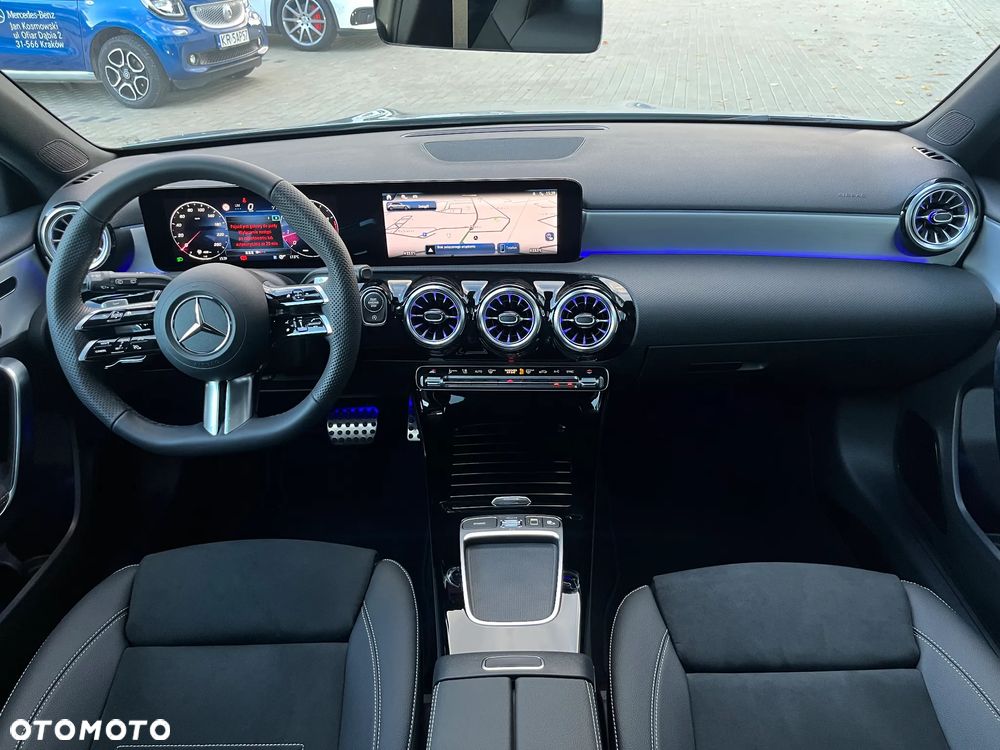 Mercedes-Benz Klasa A 220 4-Matic AMG Line 8G-DCT - 21