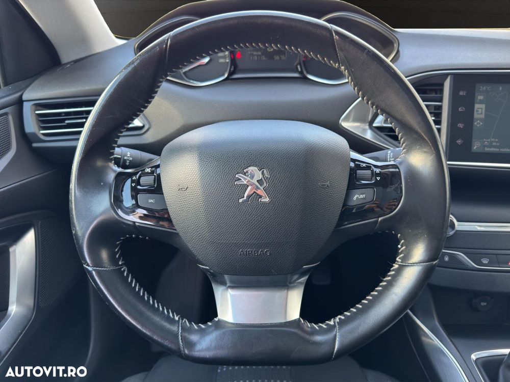 Peugeot 308 - 7