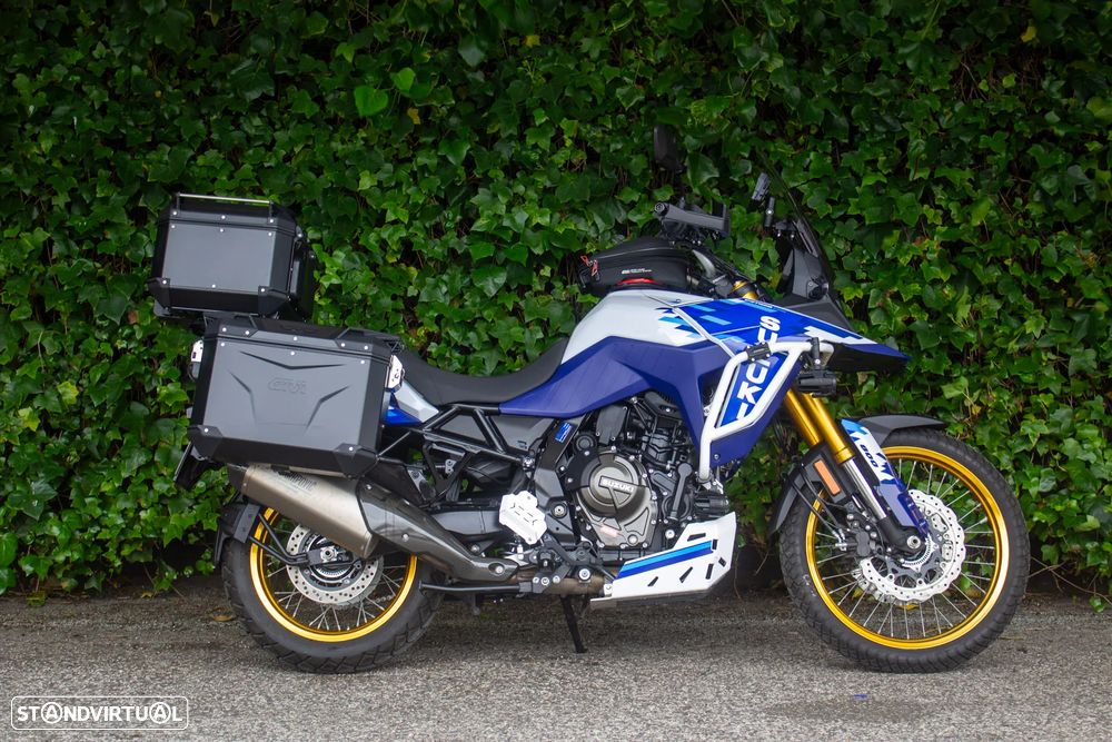 Suzuki DL Vstrom 800 DE - 4