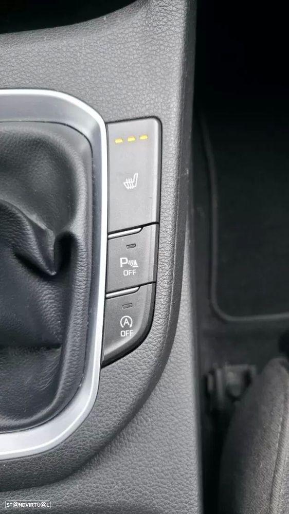 Hyundai i30 Fastback - 13