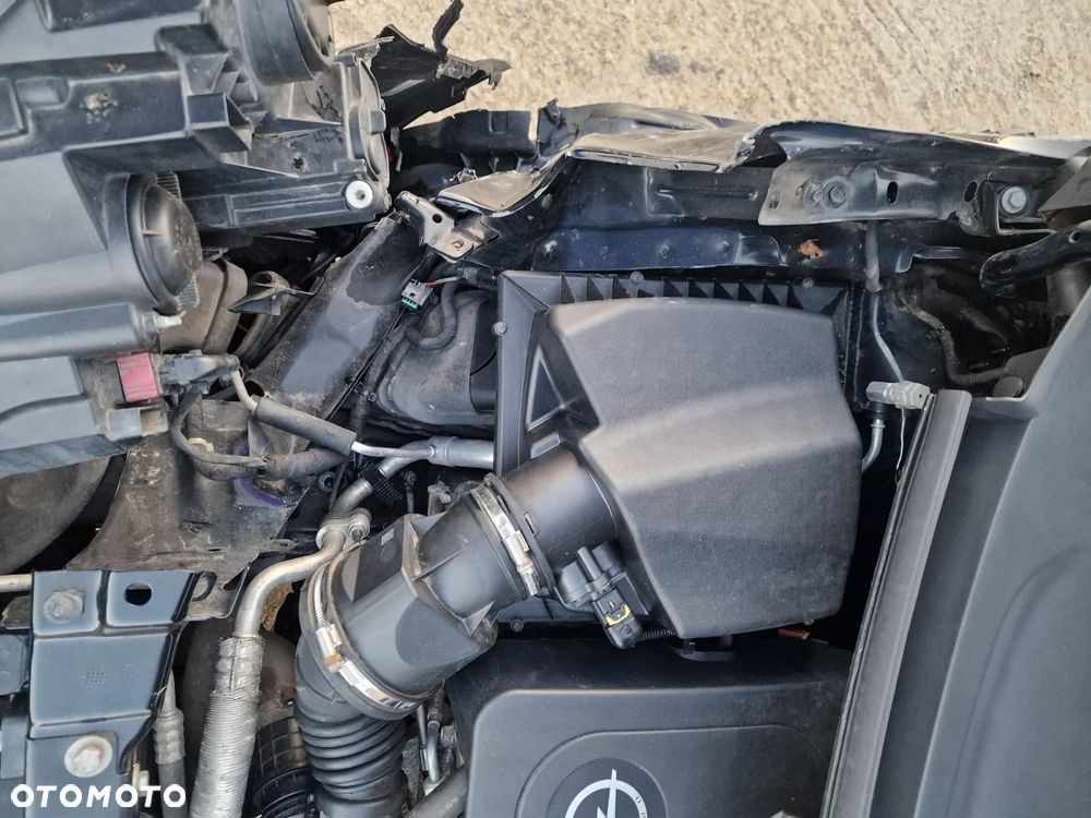 Opel Zafira 1.6 CDTI Cosmo - 25