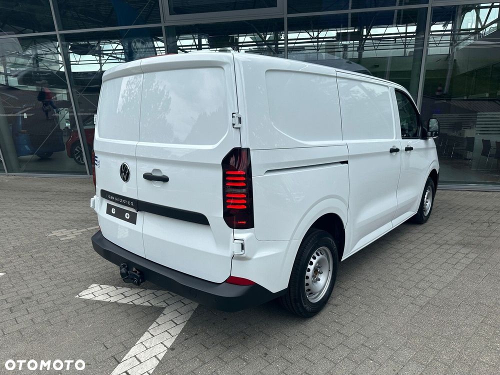 Volkswagen Transporter Transporter Furgon silnik: 2,0 l TDI 150 KM / skrzynia biegów: 8-biegowa automatyczna rozstaw osi: 3100 mm - 8