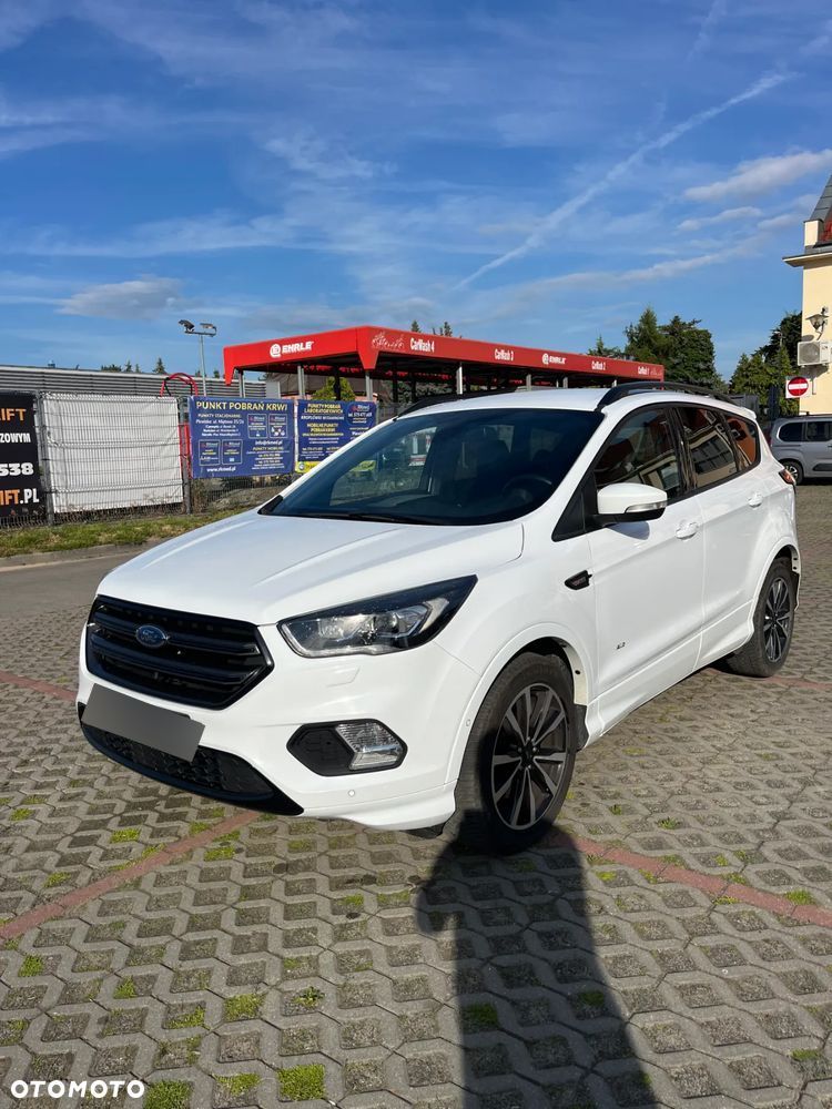 Ford Kuga 1.5 EcoBoost 4x4 ST-Line - 1