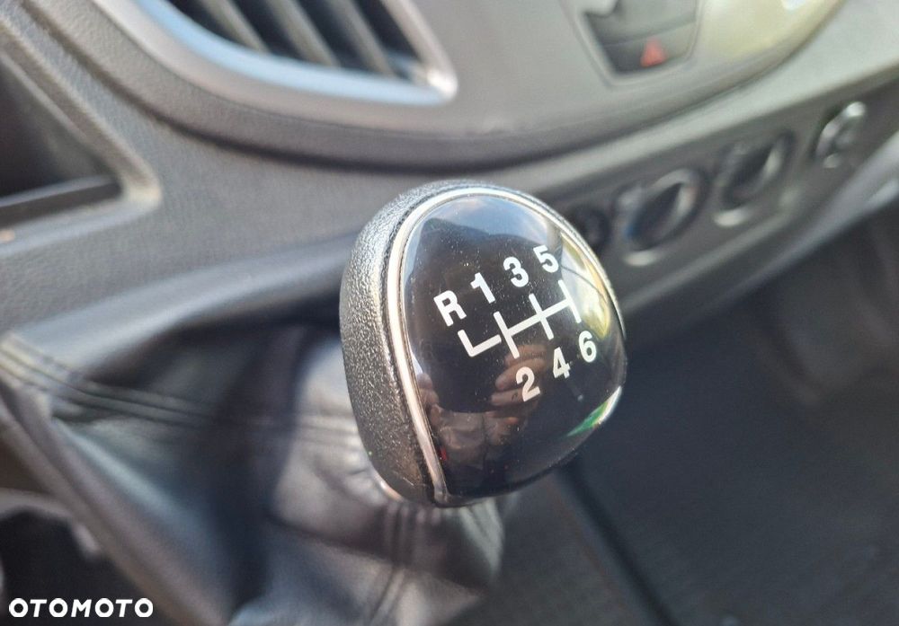 Ford Transit - 26