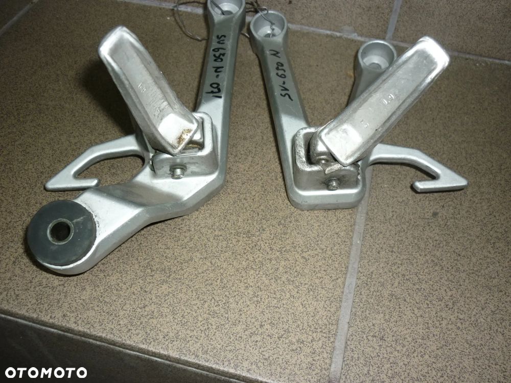 Sety podnóżki tył Suzuki SV 650 od 2003 - 2