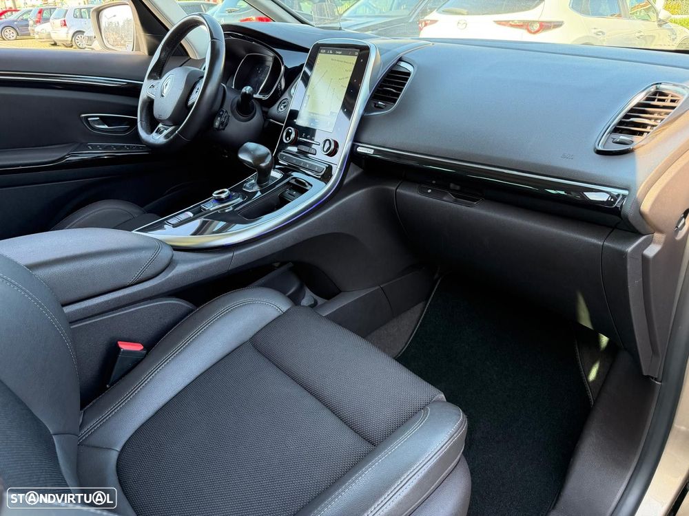 Renault Espace 1.6 dCi Initiale Paris EDC - 17