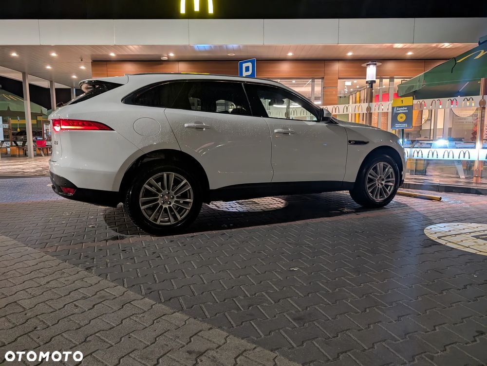 Jaguar F-Pace 2.0 i4D AWD Prestige - 17