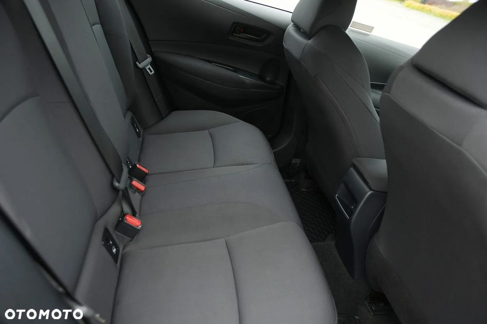 Toyota Corolla - 18