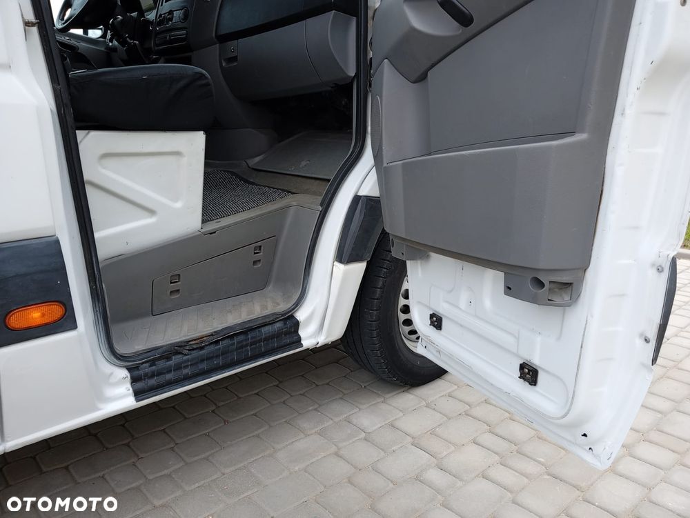 Mercedes-Benz Sprinter - 21