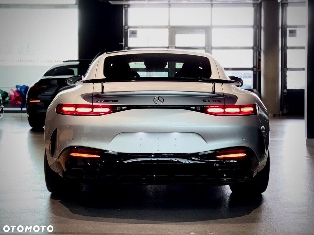 Mercedes-Benz AMG GT - 15