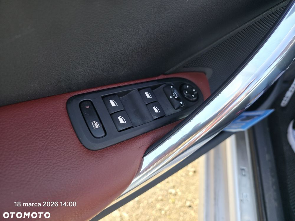 Peugeot 308 - 18