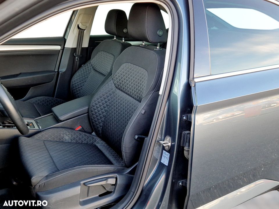 Skoda Superb 2.0 TDI DSG Ambition - 13