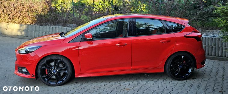 Ford Focus 2.0 TDCi ST - 11