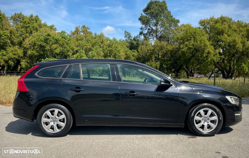 Volvo V60 DRIVe Geartronic Powershift Momentum - 4