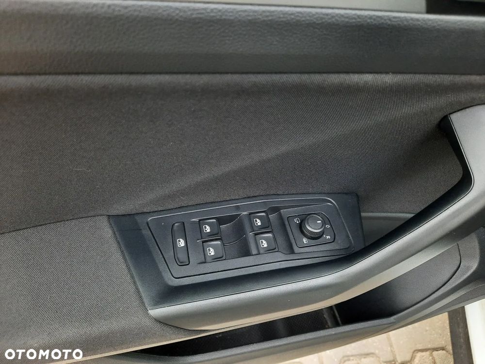 Volkswagen T-Roc 1.0 TSI Advance - 15