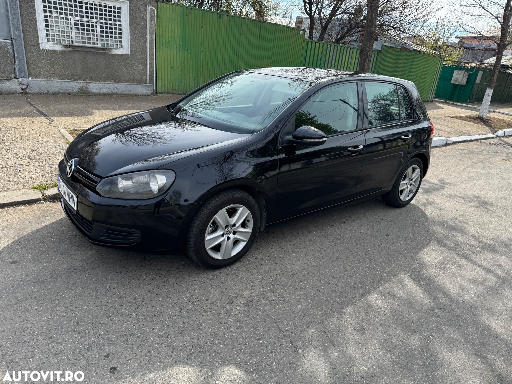 Volkswagen Golf 1.6 Comfortline - 1
