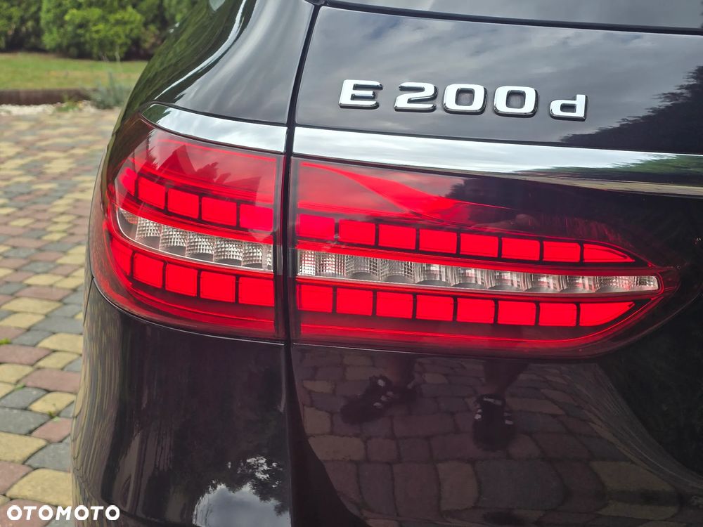 Mercedes-Benz Klasa E 200 d 9G-TRONIC Avantgarde - 20