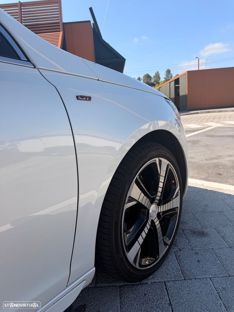 Peugeot 308 1.2 PureTech GT Line - 34