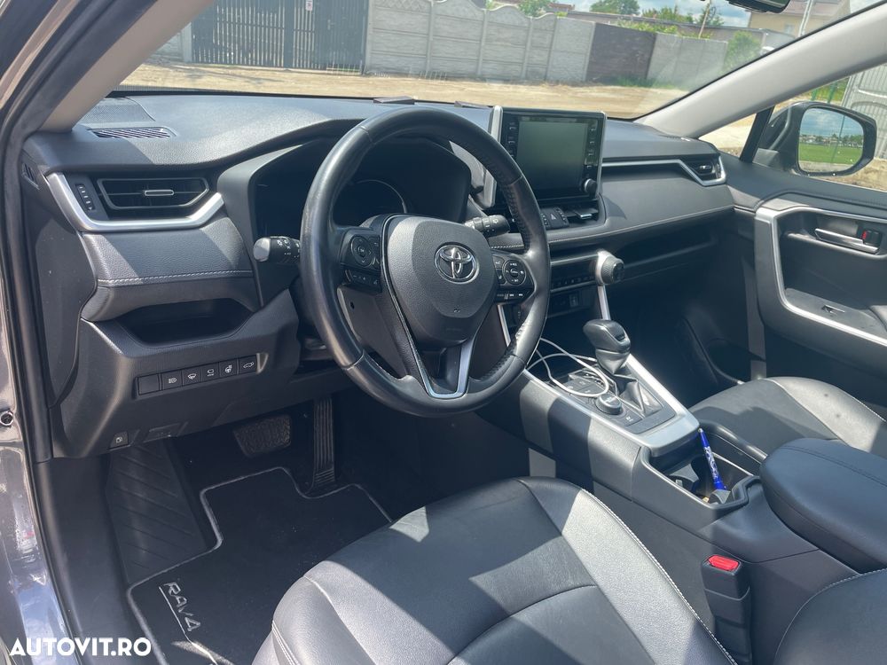 Toyota RAV4 2.5 VVT-iE 4x4 Luxury Plus - 9