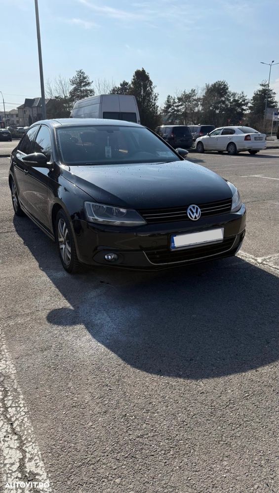 Volkswagen Jetta 1.6 TDI DPF Comfortline - 3