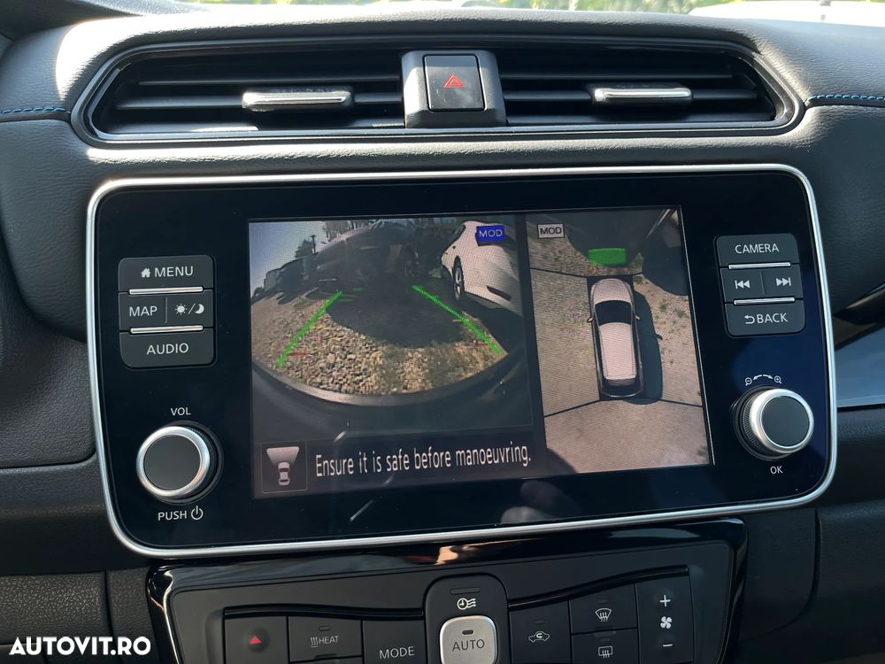 Nissan LEAF 62 kWh e+ N-Connecta - 15