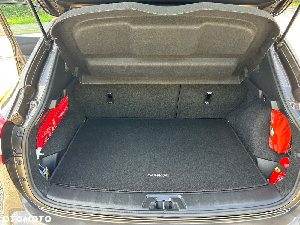 Nissan Qashqai 1.6 DCi N-Connecta - 13