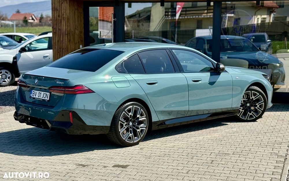 BMW Seria 5 520i Aut. - 14
