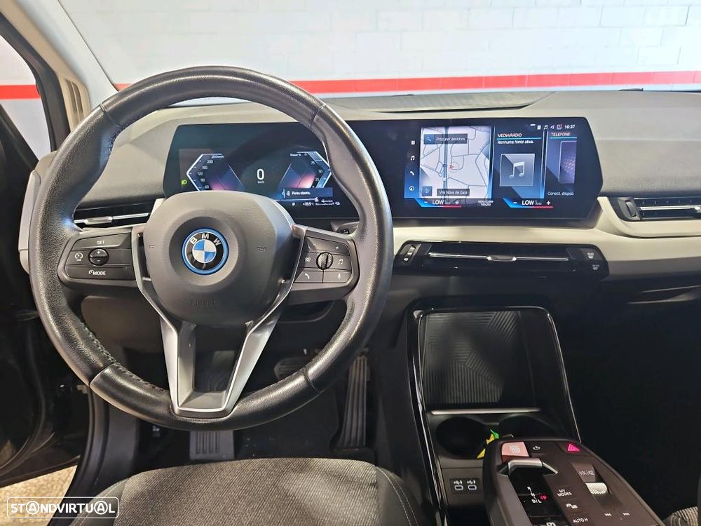 BMW 225xe Active Tourer e xDrive - 8