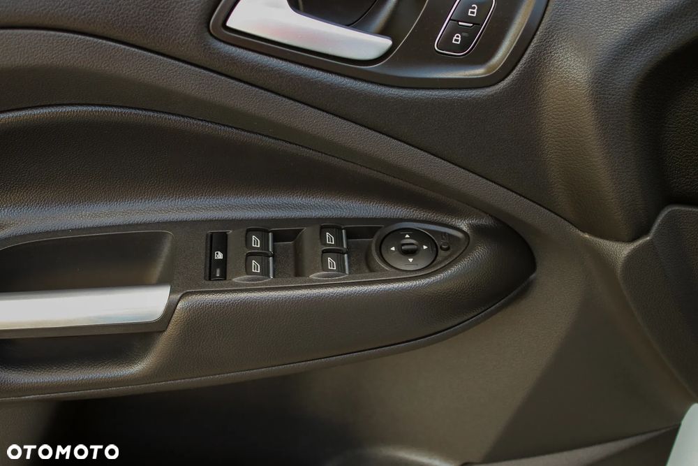 Ford Kuga 1.5 EcoBoost FWD Titanium ASS - 26