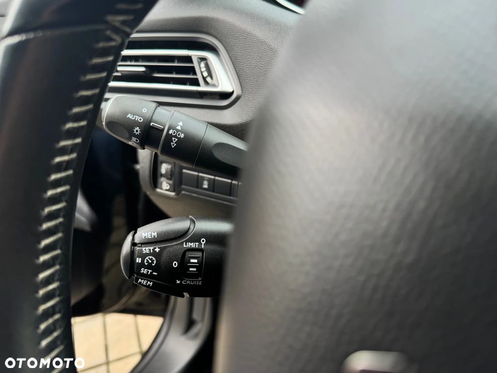 Peugeot 308 PureTech 110 Stop & Start Active Pack - 22