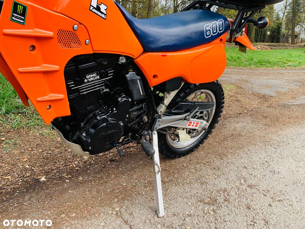 Kawasaki KLR - 8