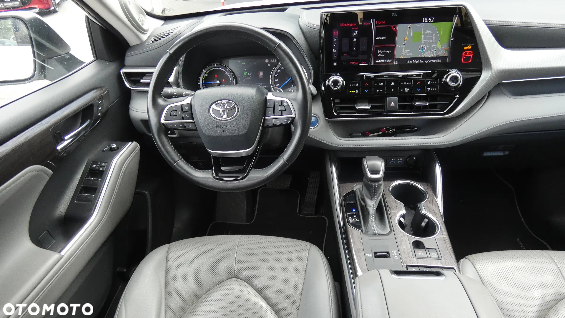 Toyota Highlander 2.5 Hybrid Executive - 11