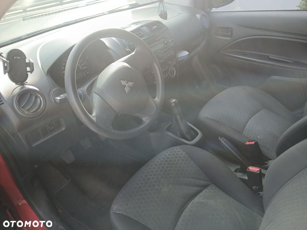 Mitsubishi Space Star 1.0 - 8