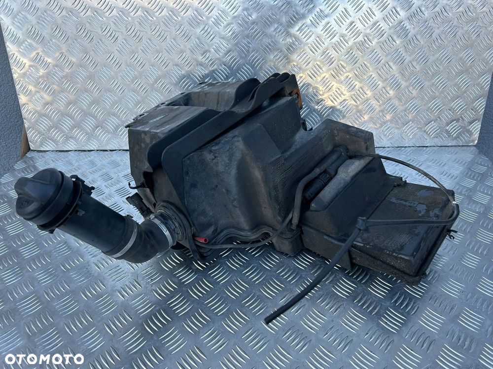 ZBIORNICZEK ZBIORNIK PŁYNU SPRYSKIWACZY SCANIA NTG - 1