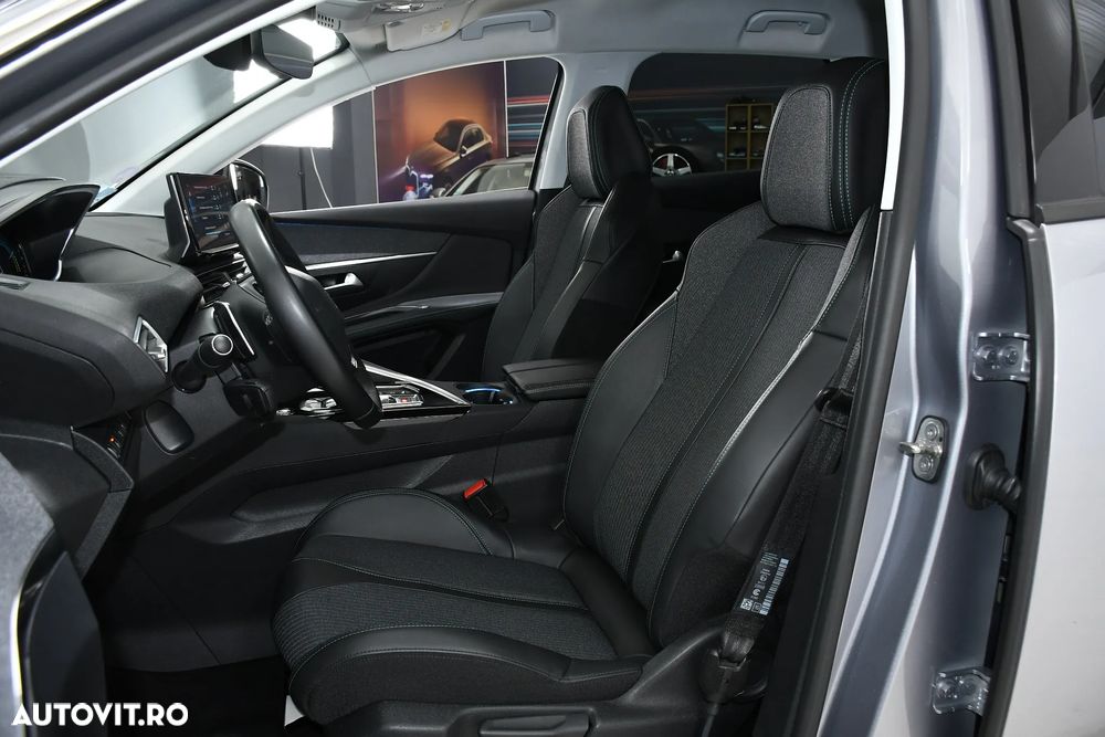 Peugeot 3008 Hybrid 225 e-EAT8 Allure - 13