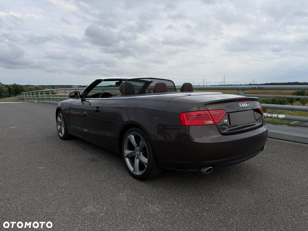 Audi A5 Cabrio - 4