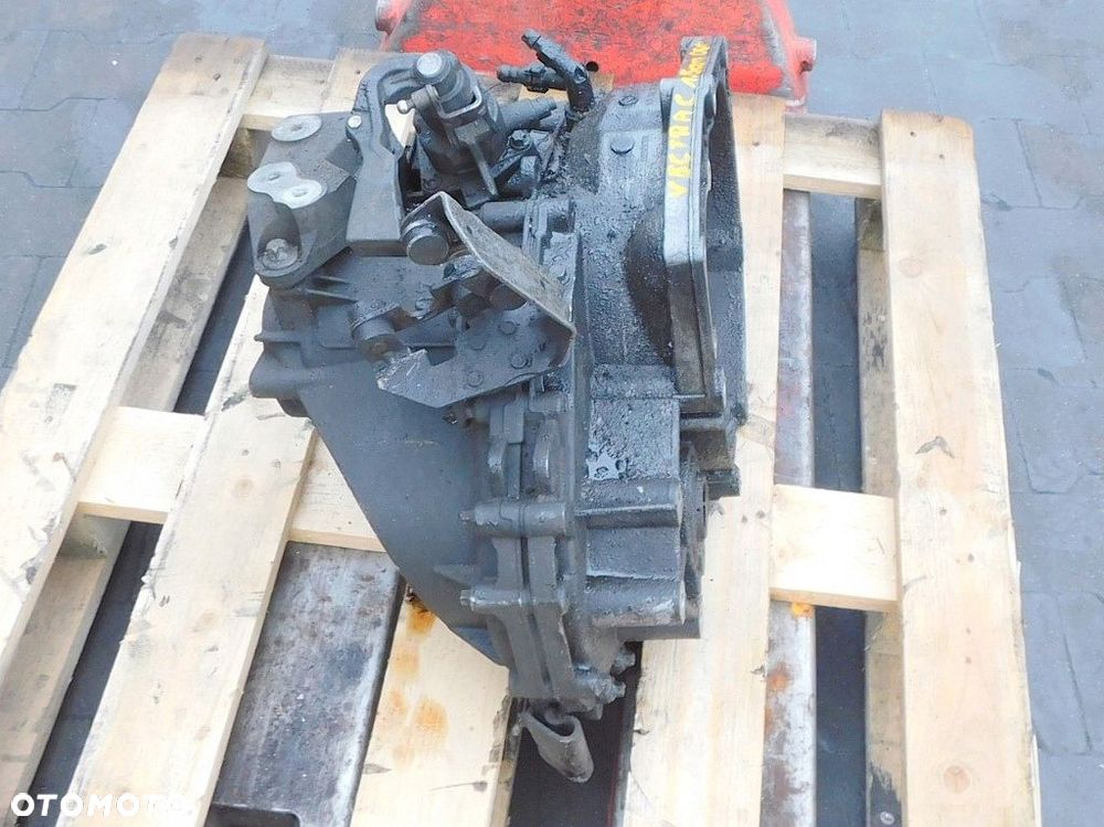 OPEL VECTRA C LIFT GTS SKRZYNIA BIEGÓW 55350375 F40 - 5