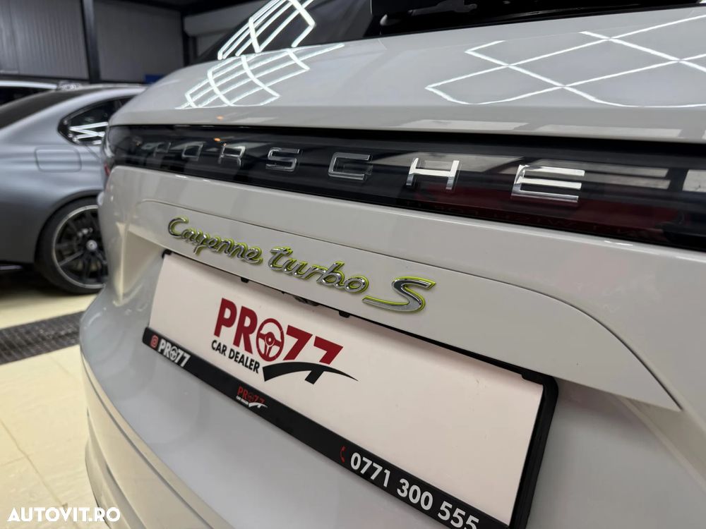 Porsche Cayenne Turbo S E-Hybrid Tiptronic S - 7