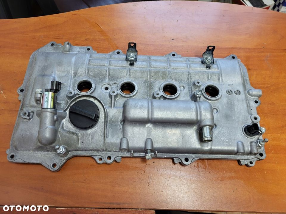 POKRYWA ZAWORÓW TOYOTA PRIUS HYBRID 1.8 X2ZR-W22U