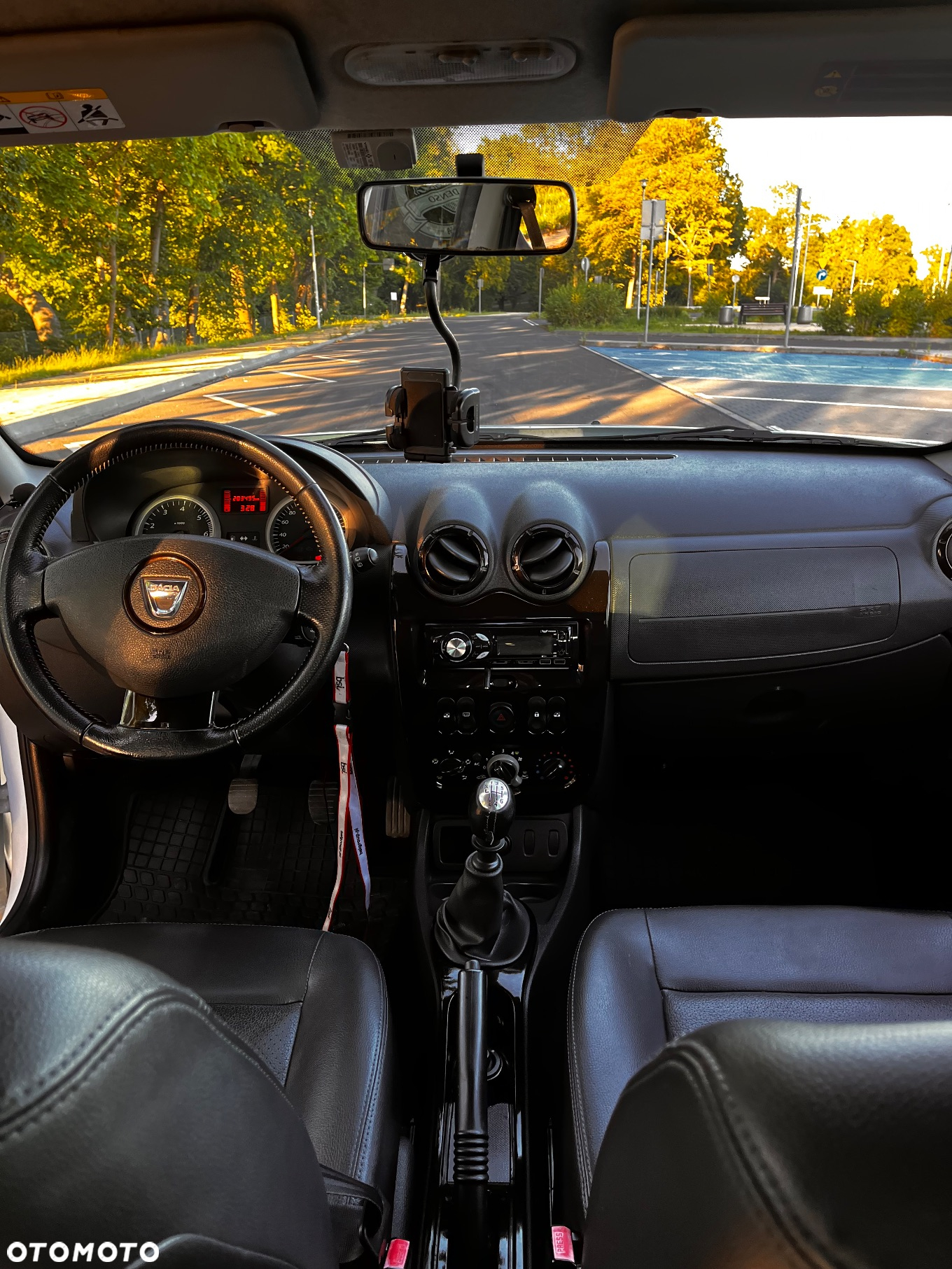 Dacia Duster 1.5 dCi Laureate - 4