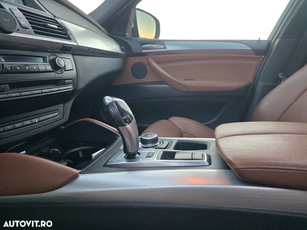 BMW X6 xDrive40d - 29