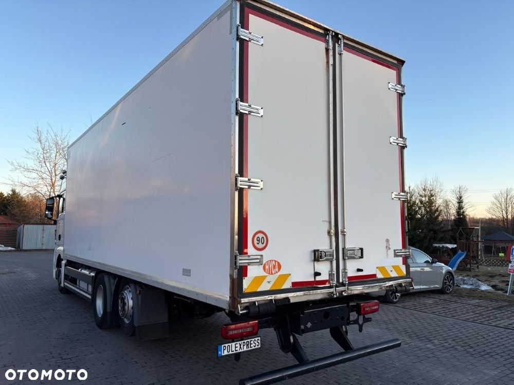 MAN TGX 26.460 KONTENER 8,2M 20EP XXL KABINA - 9
