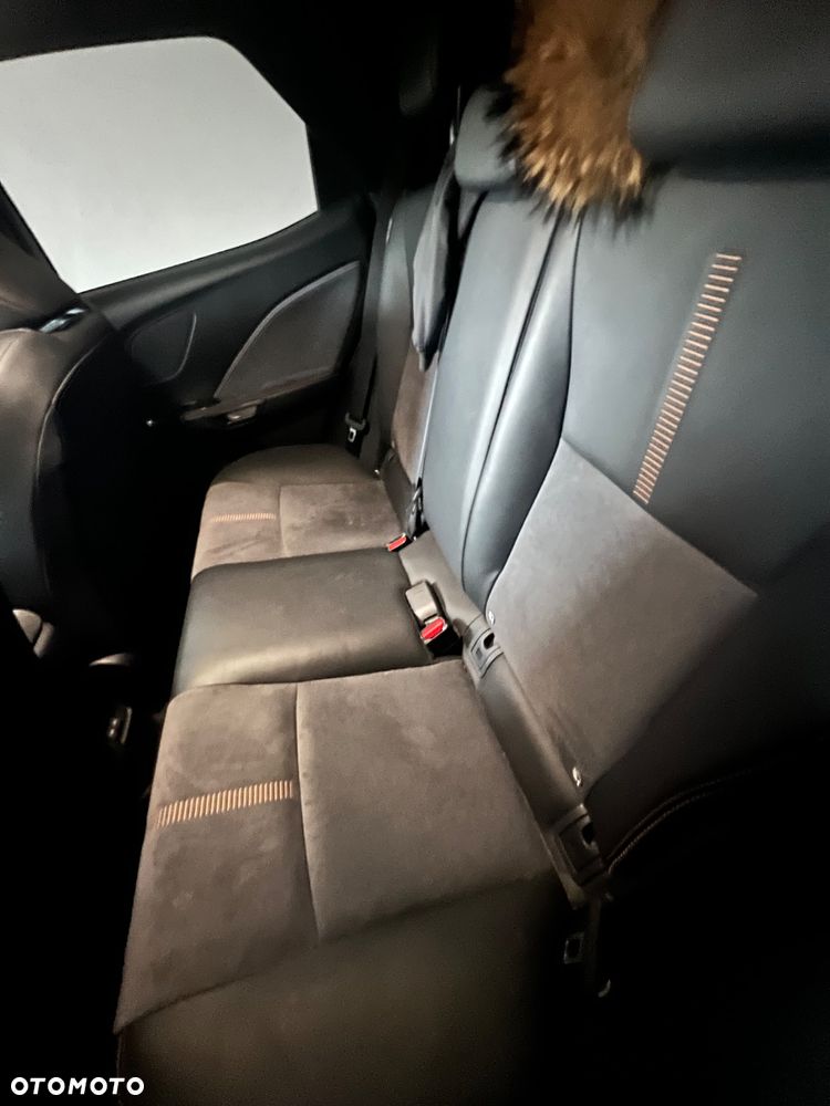 Lexus LBX 1.5 Hybrid Cool - 7