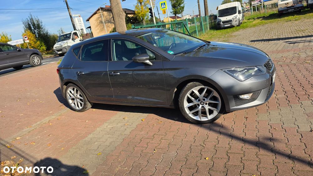 Seat Leon 2.0 TDI DPF Start&Stop FR - 36