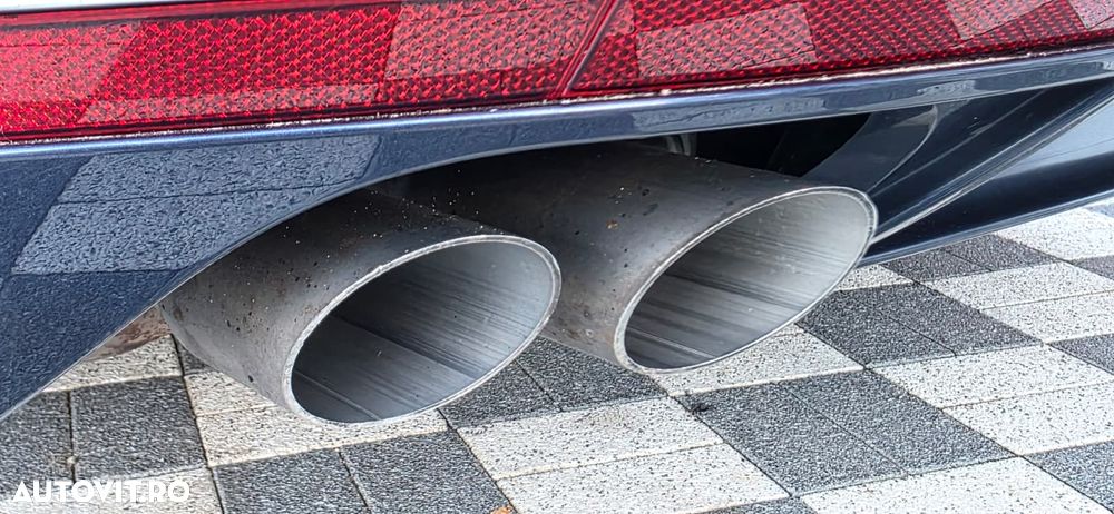 Volkswagen Passat - 12