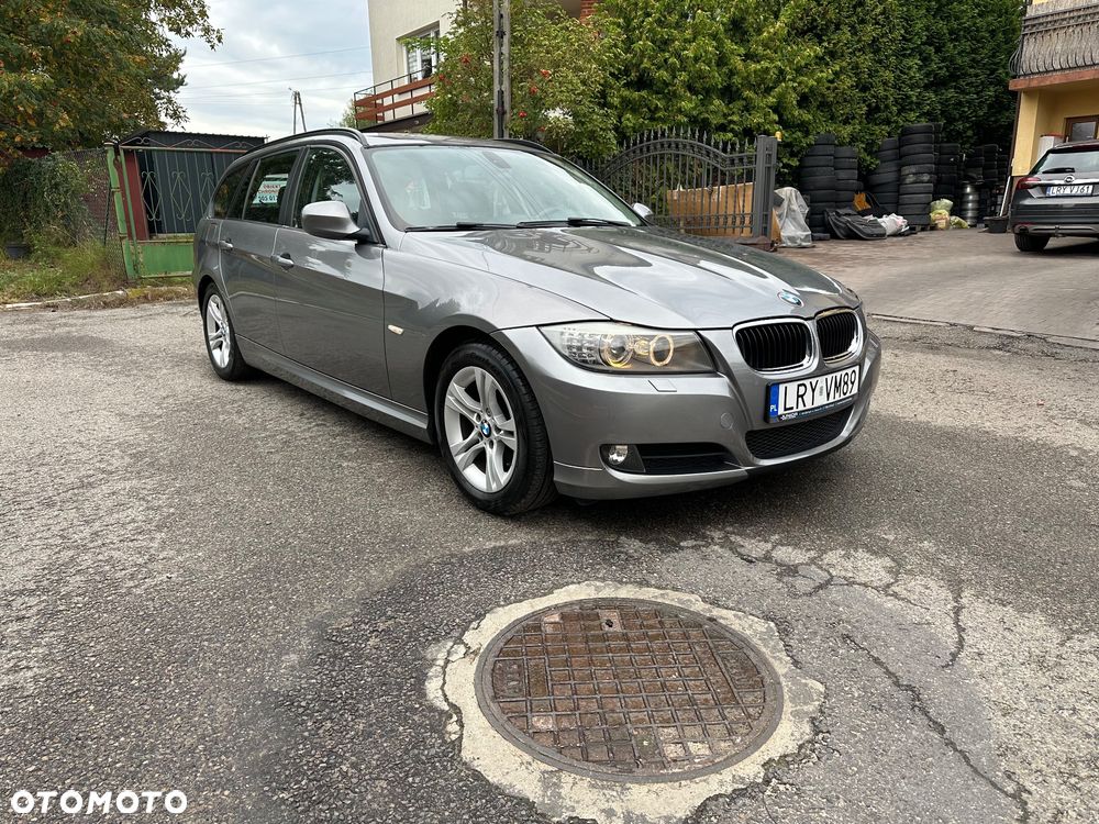 BMW Seria 3 318i - 7