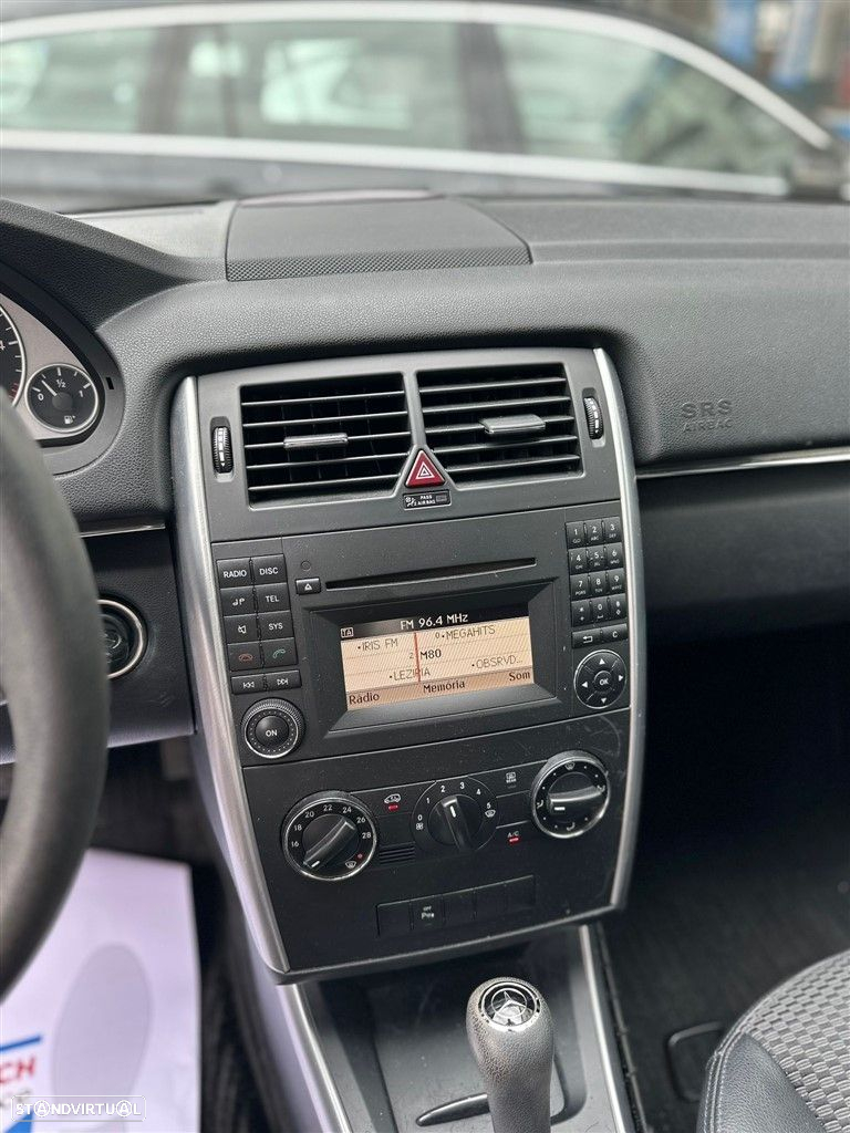 Mercedes-Benz B 180 CDi Autotronic - 6