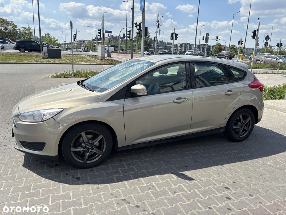Ford Focus 1.6 Trend - 4